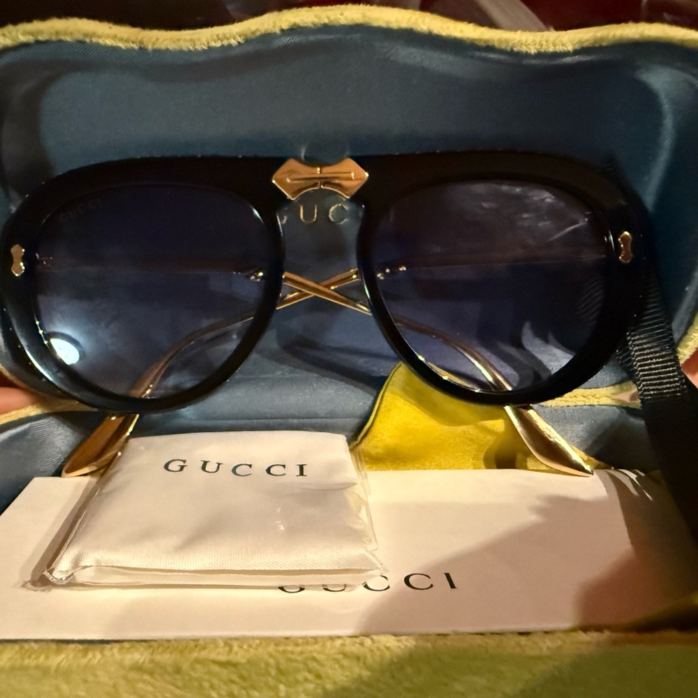Gucci Black and Gold Sunglasses